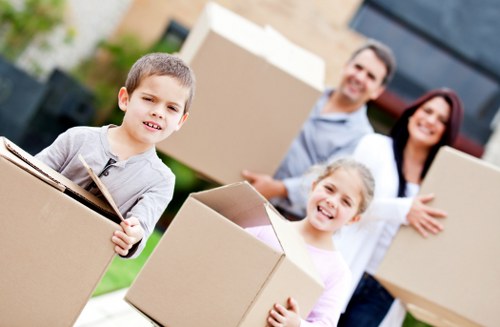 Lambeth moving service packing fragile household items