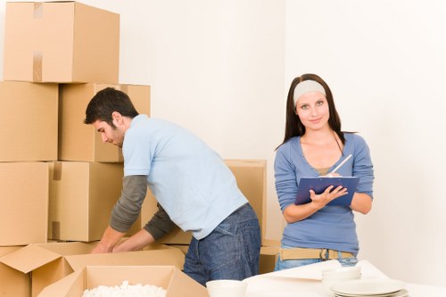 Packing and moving services for Lambeth residents