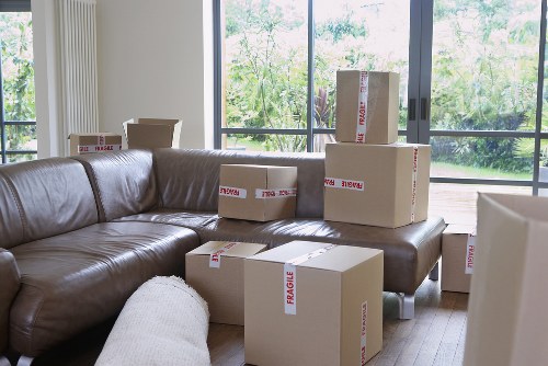 Removal van serving residential and commercial moves across Lambeth